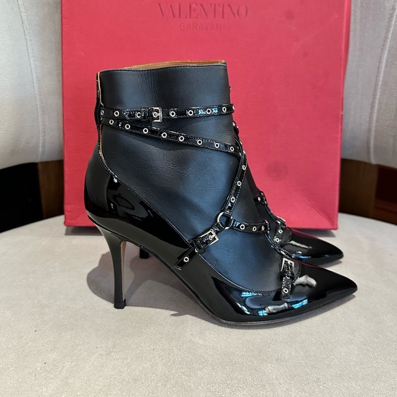 New Authentic Valentino Strappy Ankle bootie - Picture 4 of 9